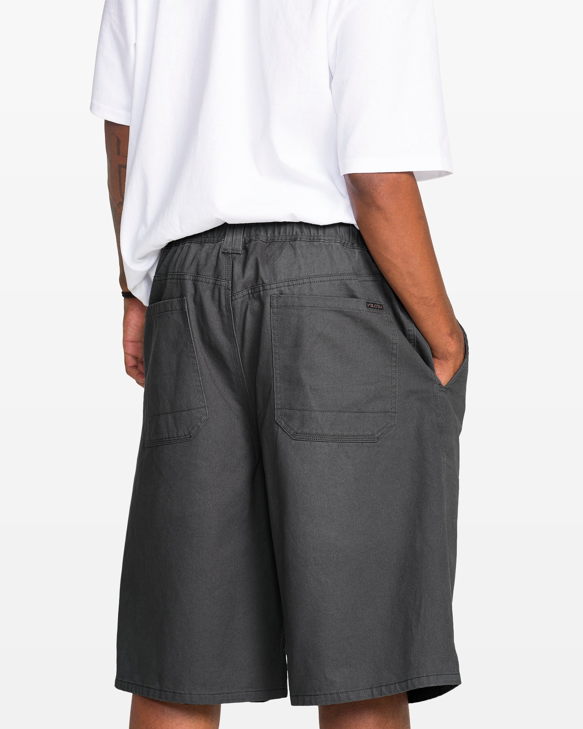 Men's Chillow Pleat Elastic Waist Chino Shorts - Image 3