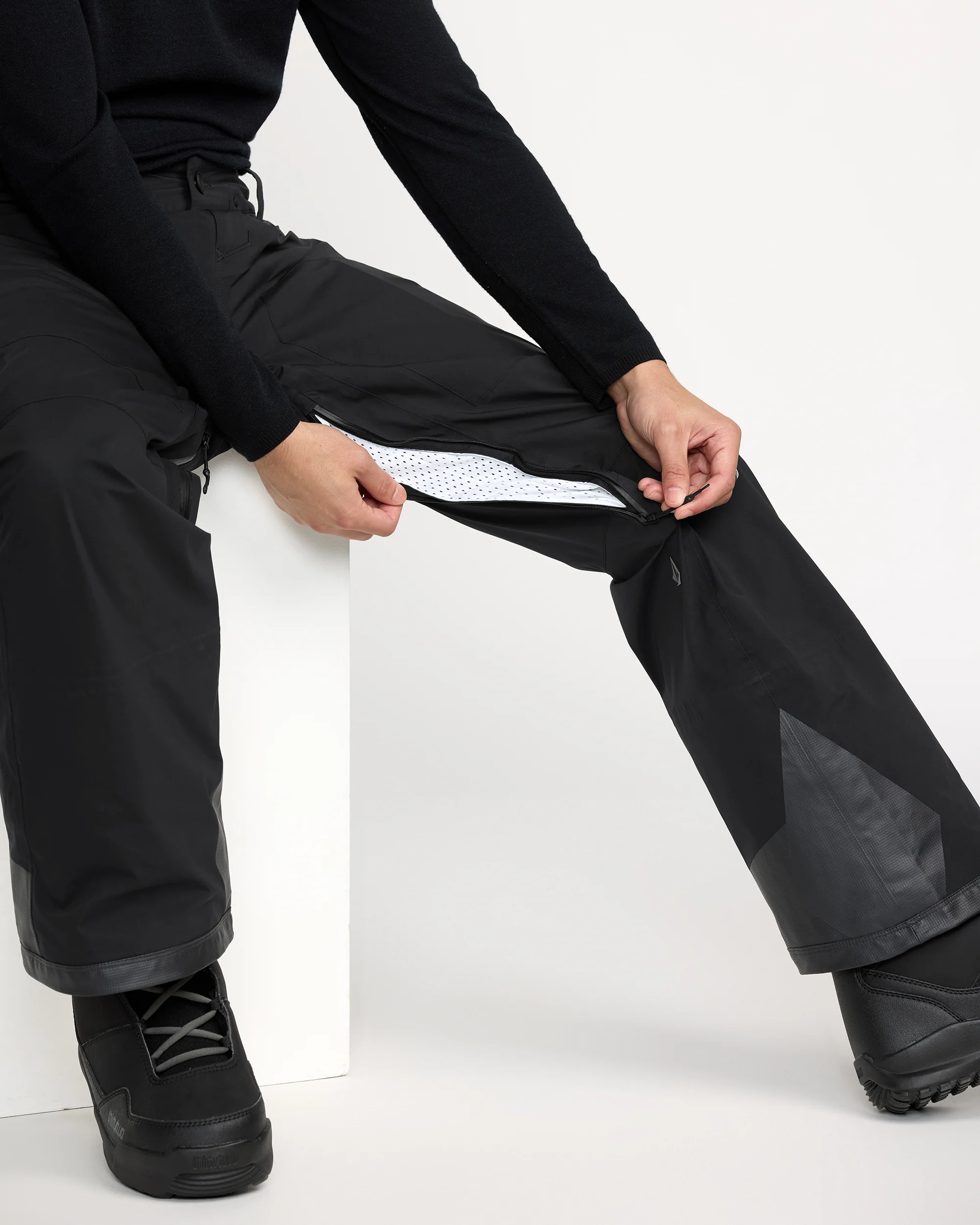 Men's Guch Stretch Gore Pants - Image 4