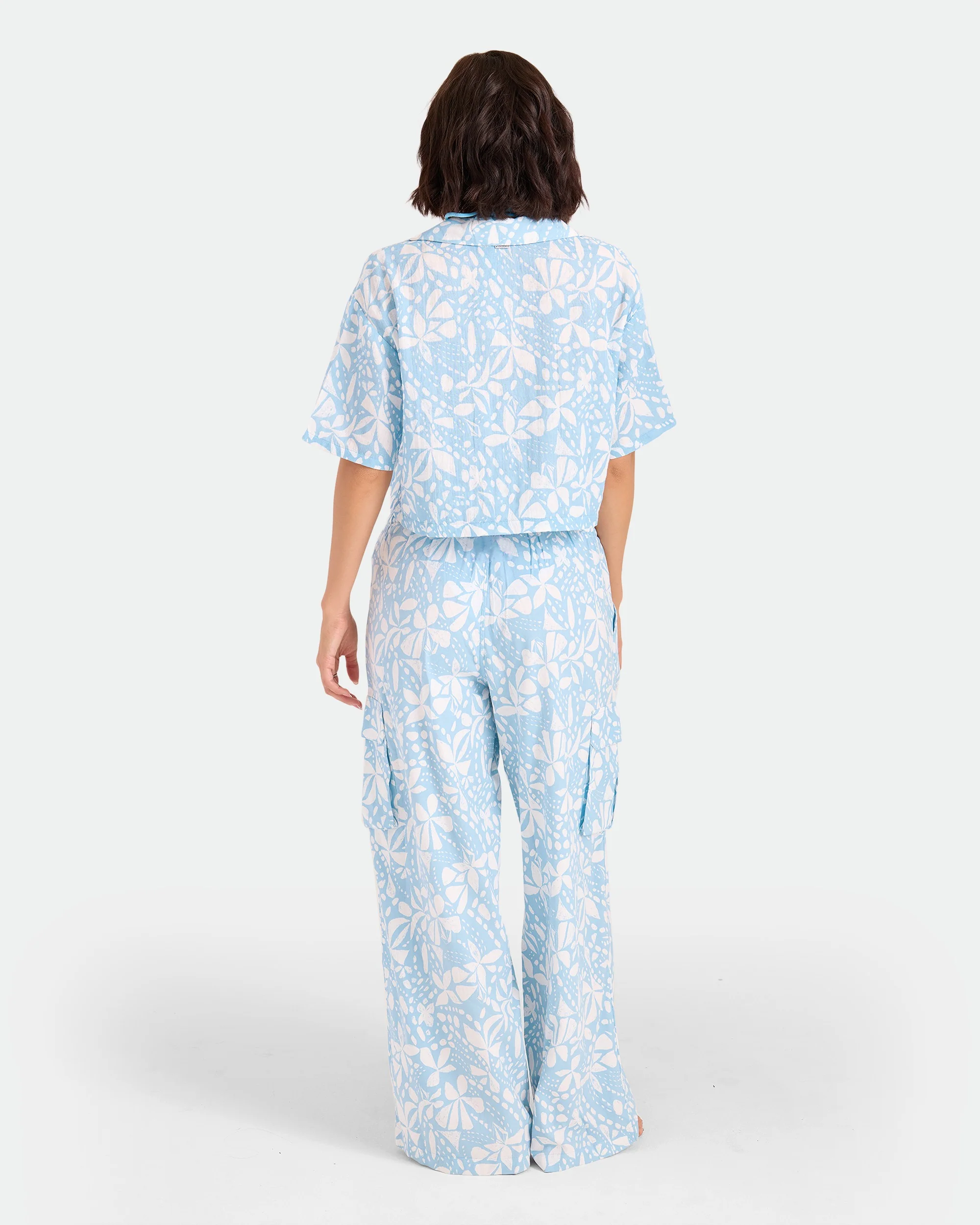 Women's Tied Up Crop Shirt - Image 4